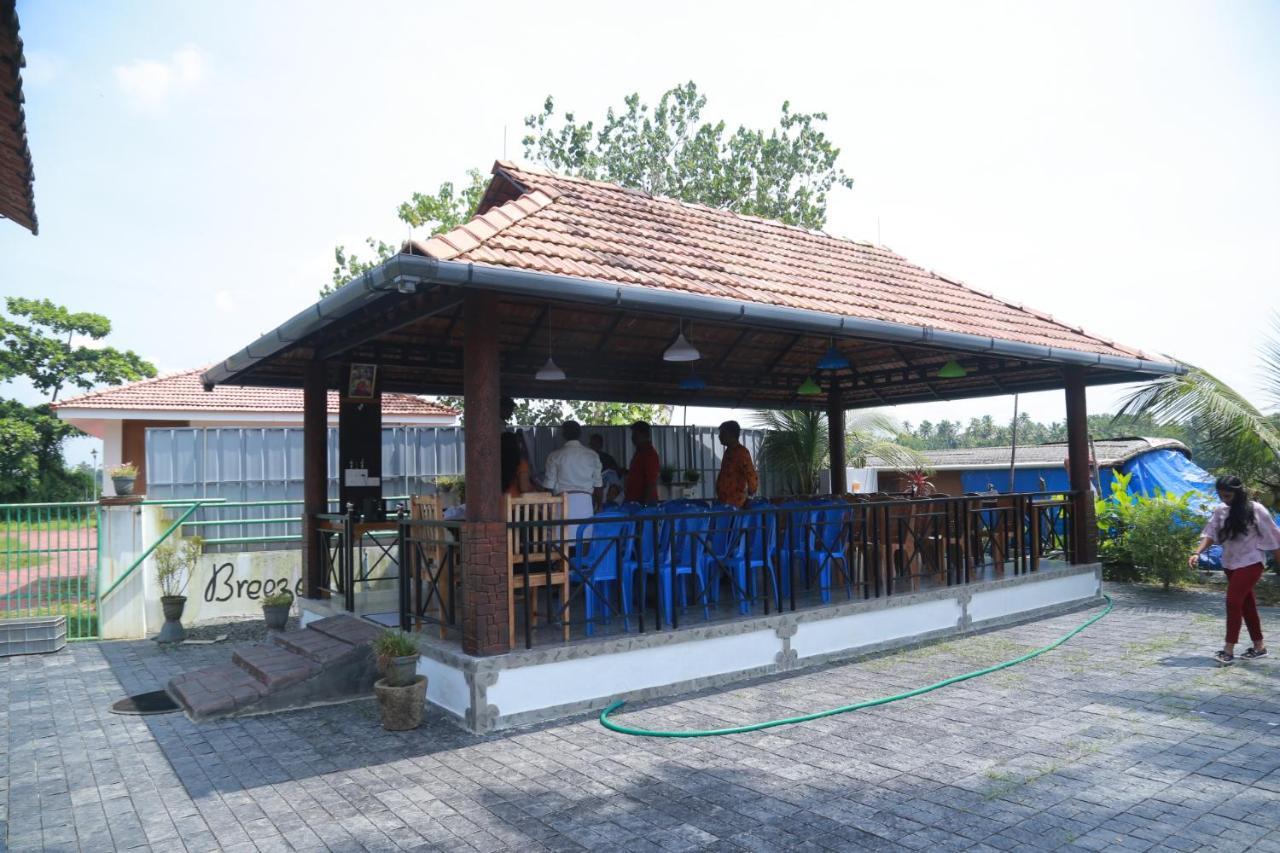 Breeze Backwater Homes Kochi Exterior foto